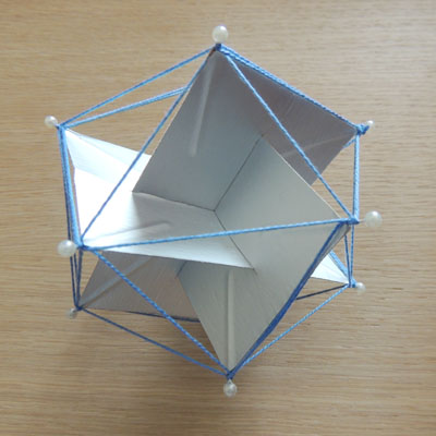 Construcción de un icosaedro con tres rectángulos áureos |matematicasVisuales