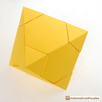 Desarrollo plano de octaedro: octaedro truncado | matematicasVisuales