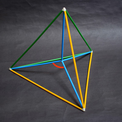 Rhombic Dodecahedron (7): Maraldi angle |matematicasVisuales