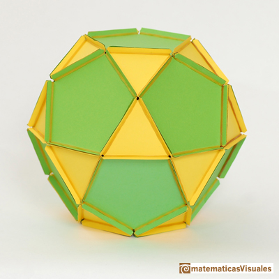 Dodecahedron: Icosidodecahedron, paper model with rubber bands | matematicasVisuales