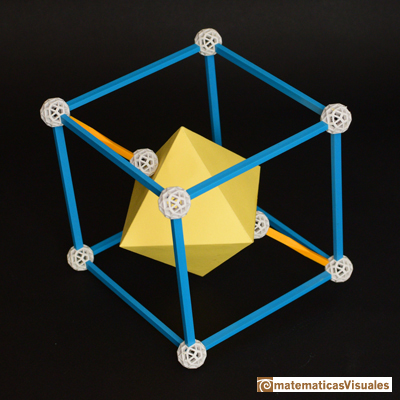 Dualidad entre sólidos platónicos: octaedro dentro de un cubo | matematicasVisuales