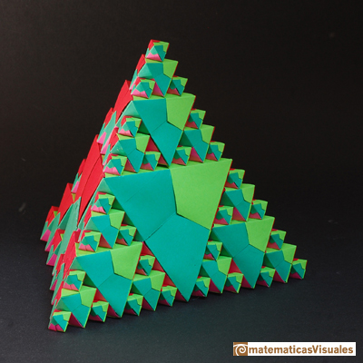 Volume of a tetrahedron: origami, octahedra inside a tetrahedron | matematicasVisuales